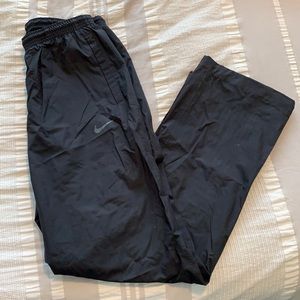 Woman’s Nike Golf Storm Fit Rain Pants